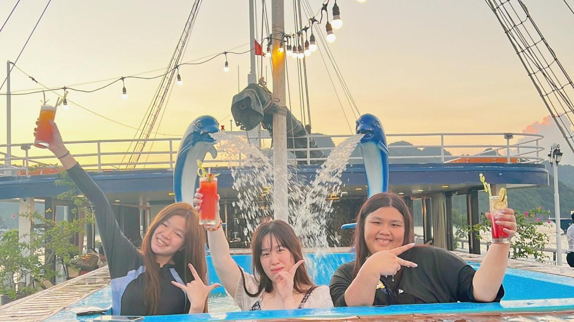 ホテル Lan Ha Lotus Cruise ハロン エクステリア 写真