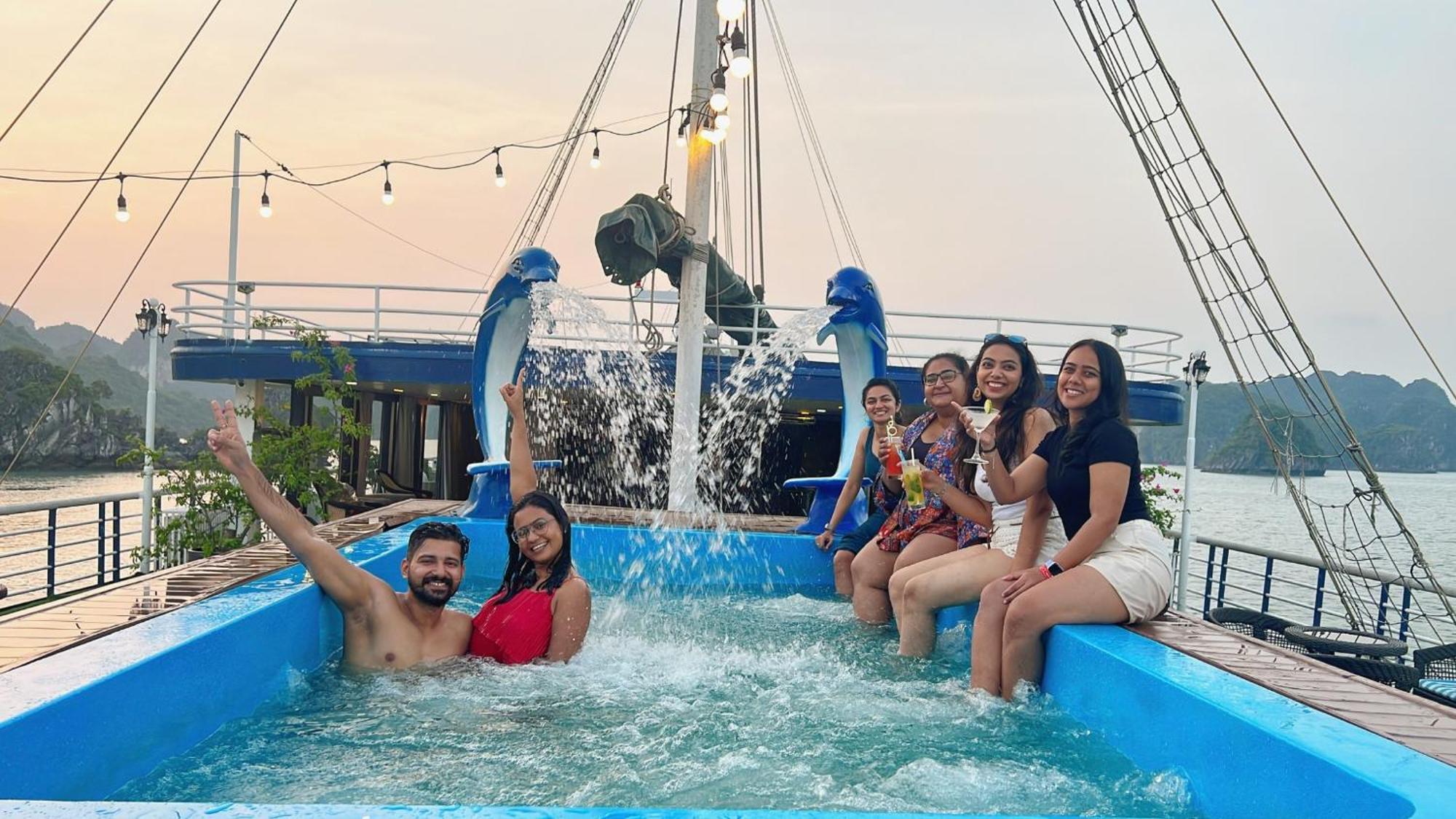 ホテル Lan Ha Lotus Cruise ハロン エクステリア 写真
