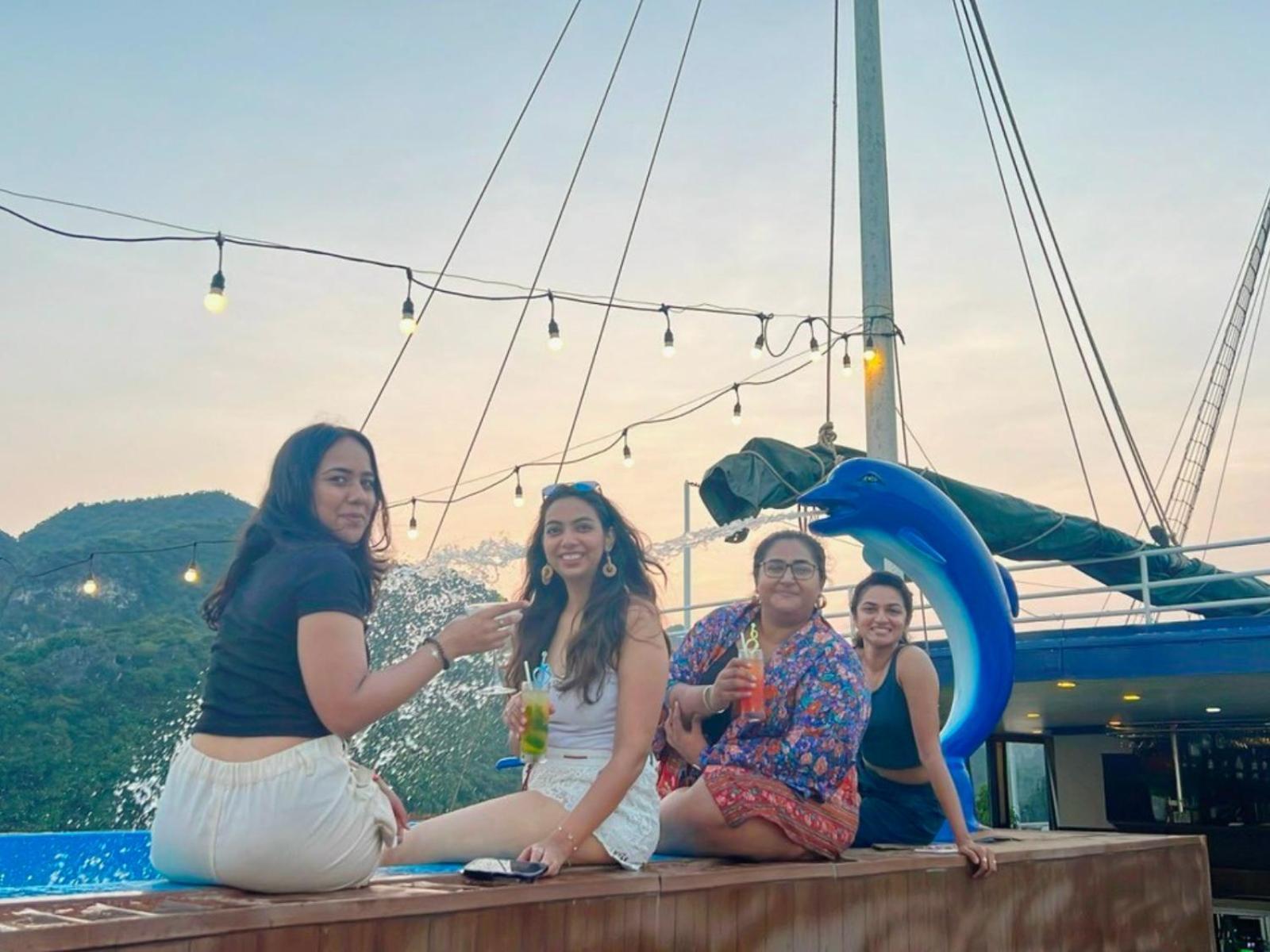 ホテル Lan Ha Lotus Cruise ハロン エクステリア 写真